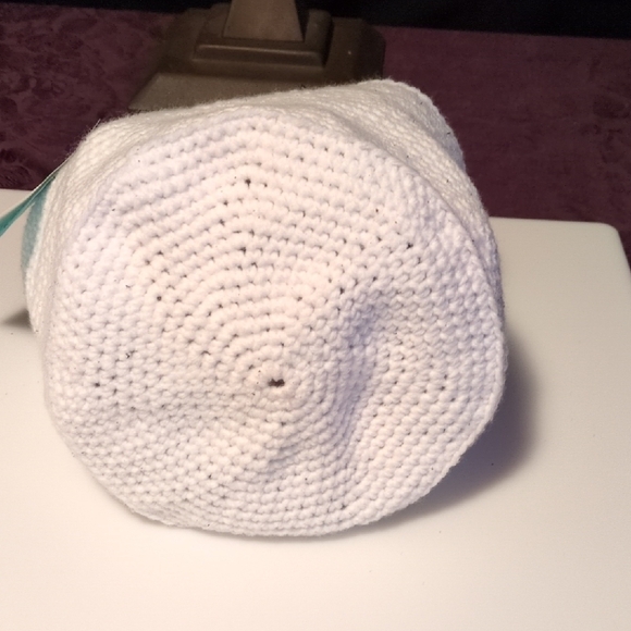 Handmade White Crochet Acrylic Round Tote Multicolor Leather Strap Closure - Picture 7 of 13